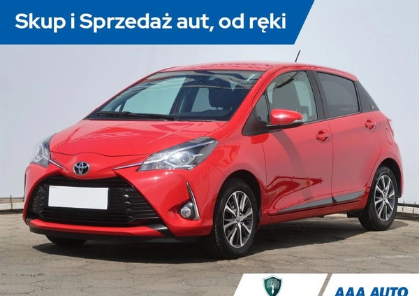 Toyota Yaris cena 55000 przebieg: 49858, rok produkcji 2020 z Drobin małe 106